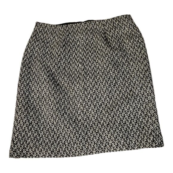 Dalia Collection Size 4 Pencil Skirt - Picture 1 of 5